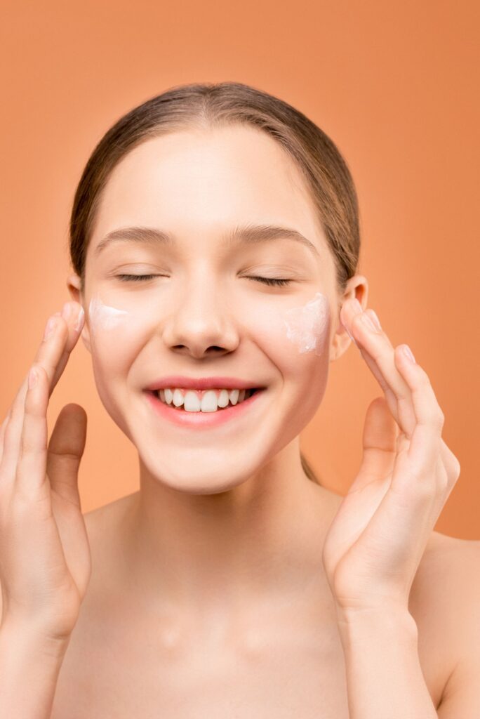 Crema Viso Uniformante SPF20